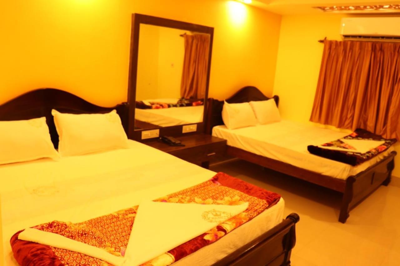 Hotel Crown Of Digha Дигха Экстерьер фото